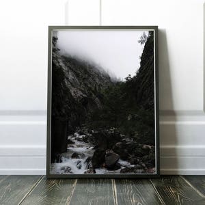 Natur Drucke, Berg Kunstdruck Fotografie, Nebel, Landschaft, moderne skandinavisch, Wildnis Dekor, Natur Kunst Foto, Berg, Digital