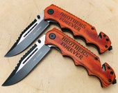 Set of 2 Groomsmen Gift ideas Engraved Rescue Pocket Knives, Glass Breaker, Seatbelt Cutter, Unique wedding thank you, Best Man present
