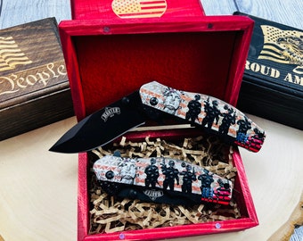 Patriotic Pocket Knife: Engraved Gift Box, USA Design