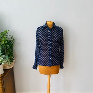 Ladies vintage blouse, blue, sheer, print