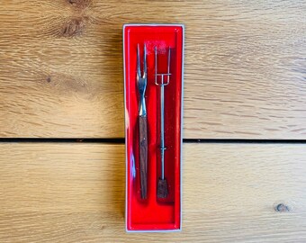simple Scandinavian design contemporary design modern Retro IKEA white salad forkssalad servers