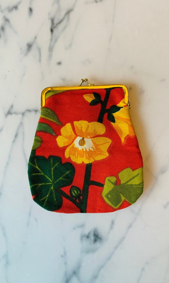 Vintage cloth bag, fabric floral pouch / coin purs