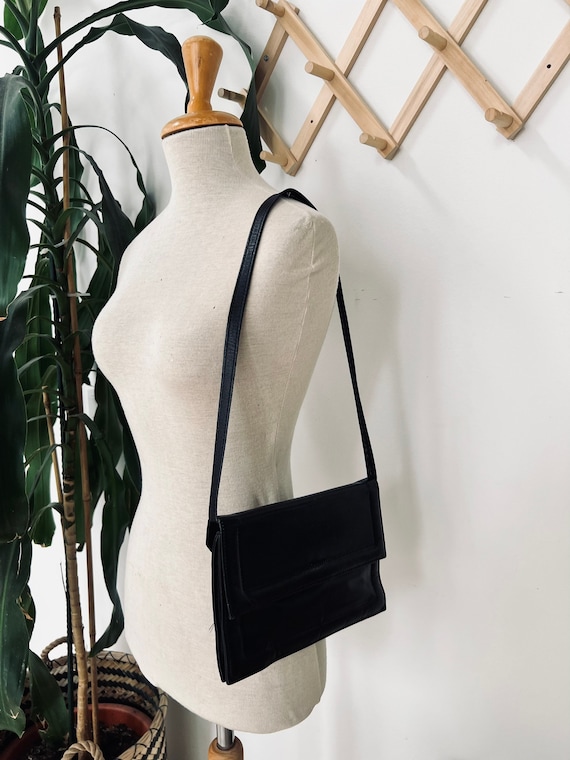 Vintage black purse / clutch, simple, minimalist, 