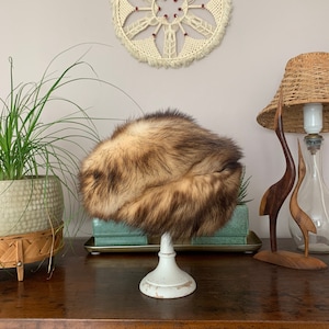Ladies vintage fur hat/tam/beret/beanie, boho chic, lux, glamour, fashionista