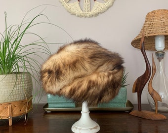 Ladies vintage fur hat/tam/beret/beanie, boho chic, lux, glamour, fashionista