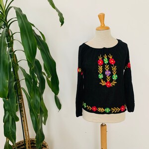 Ladies vintage top, black embroidered peasant blouse