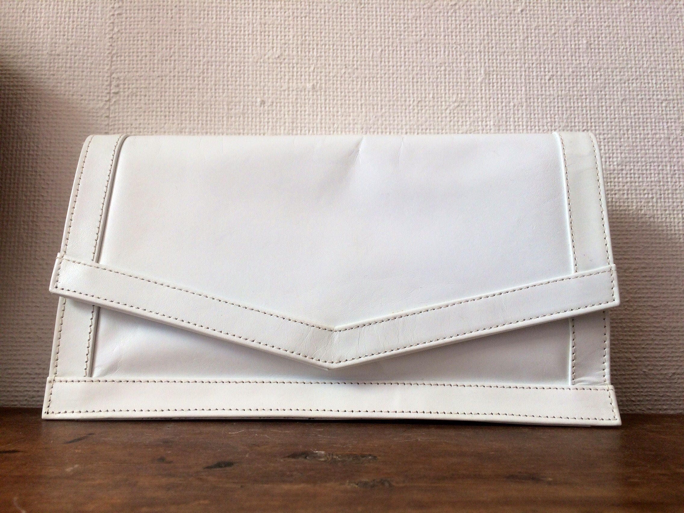 Vintage white leather envelope clutch/purse/bag/wallet | Etsy