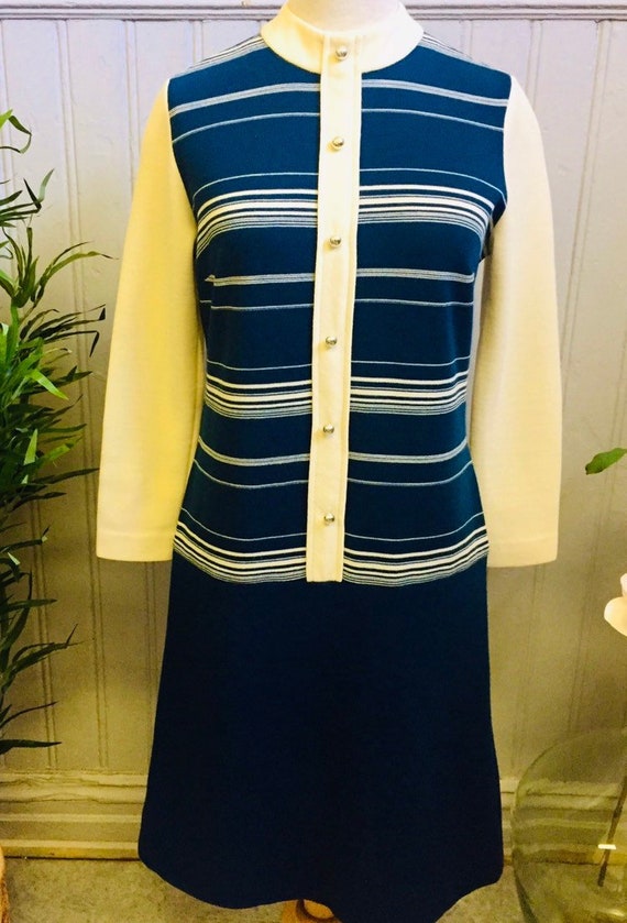 Robe Vintage Tennis Années 70 Sphairistike - Taille S, Blanc, Parfaite Pour Le Sport Ou Le Style Rétro
