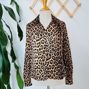 Vintage 1970s blouse, animal print, leopard, long sleeve, boho