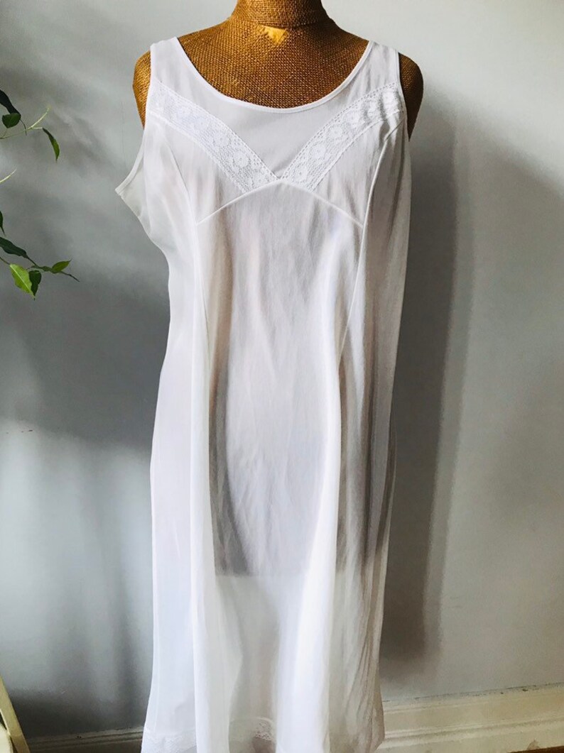 Ladies vintage full length slip white full figure Etsy