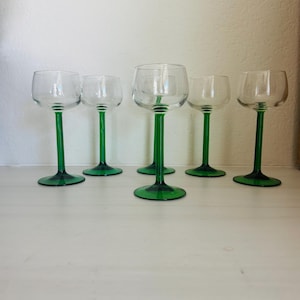 Vintage green glasses, Luminarc, France, wine