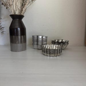 Vintage metal tins, small, baking, storage