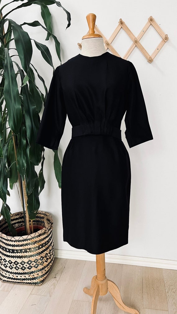 Vintage black dress, formal event, belted