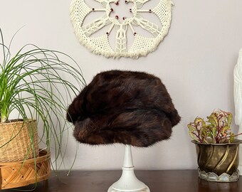 retro vegan  fur brown beret hat 7063 Soft Vegan Fur Beret main image 3