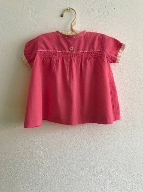Baby girls blouse, pink cotton, ruffled sleeves