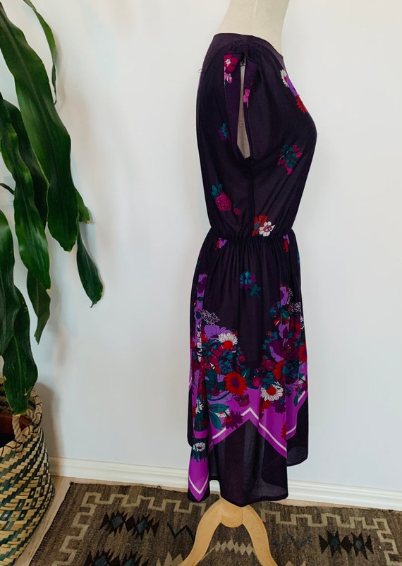 Vintage ladies dress, sheer purple floral print, … - image 3