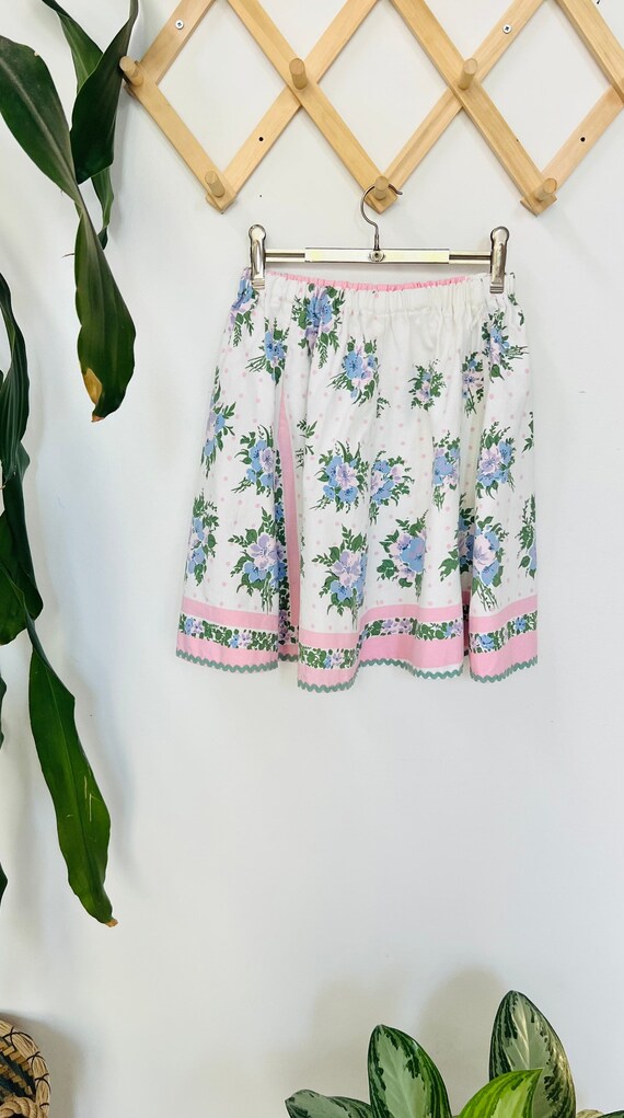 Vintage girls skirt, floral, boho, country, femini