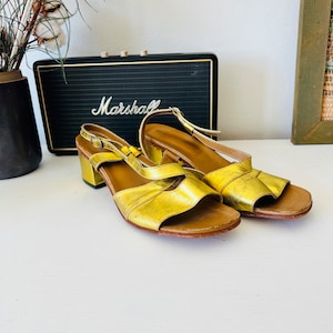 Vintage leather shoes, gold leather, ladies, dressy