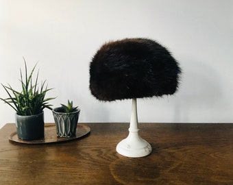 Ladies fur hat, vintage, Cossack / pillbox / winter hat