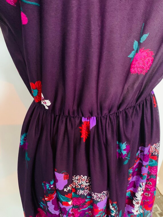 Vintage ladies dress, sheer purple floral print, … - image 9