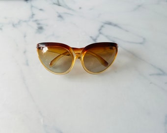 Vintage sunglasses, brown, made in France, cat eye, fashionista
