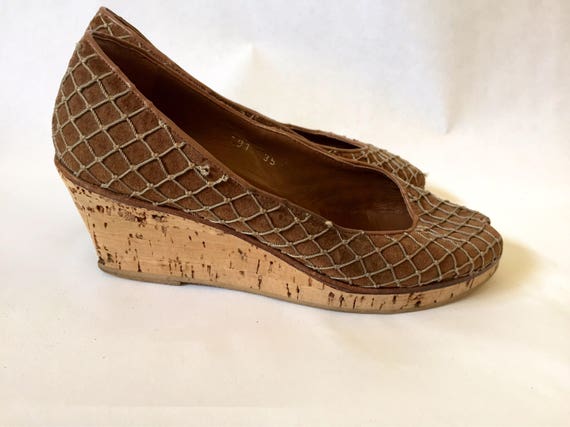 Ladies vintage shoes, brown suede leather, peep t… - image 5