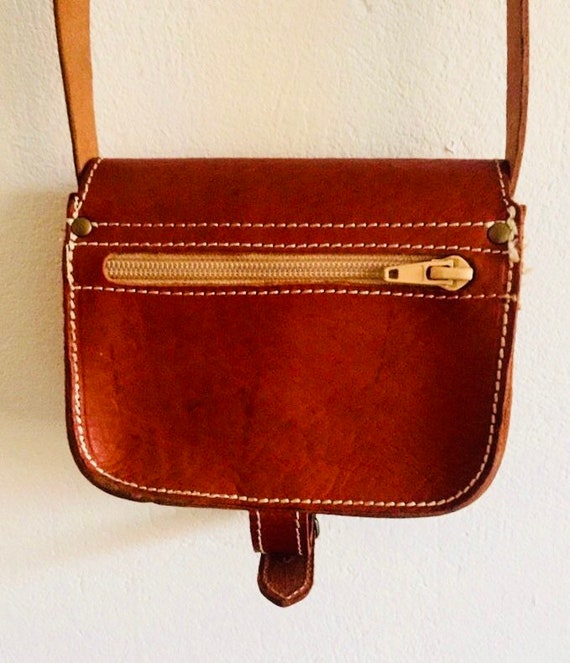 Vintage leather bag/purse/shoulder bag,  boho chic - image 9