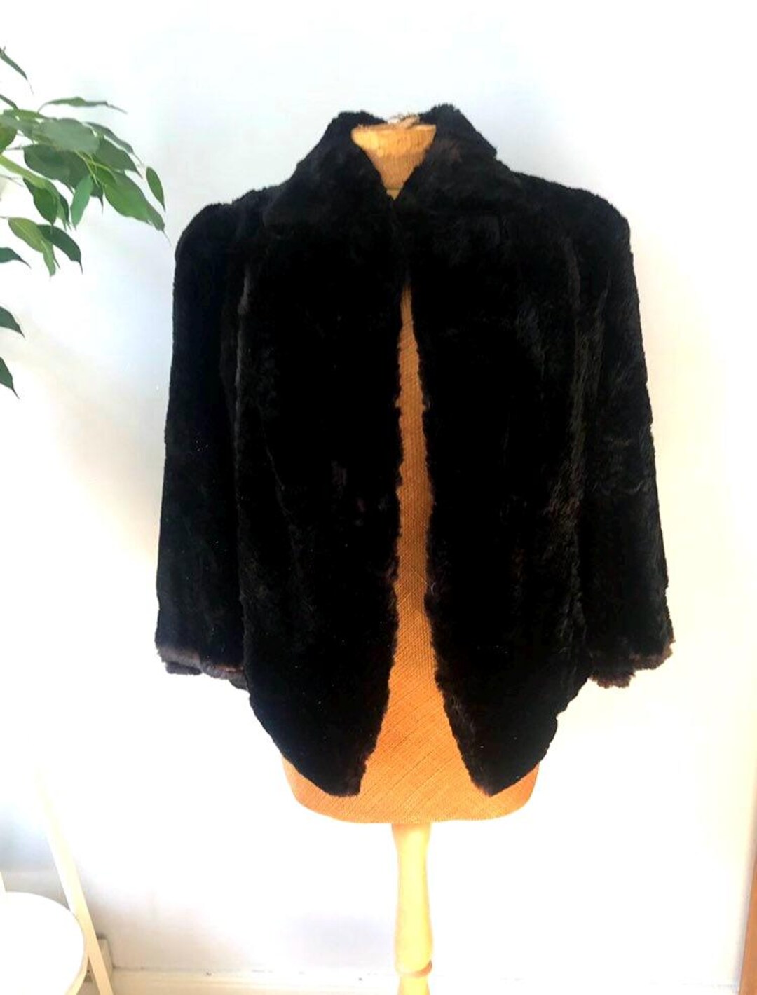 Vintage Fur Cape / Jacket, Ladies - Etsy Vintage Fur Cape / Jacket, Ladies - Etsy