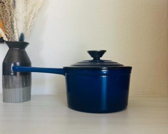 Vintage sauce pan / pot, blue, cast iron