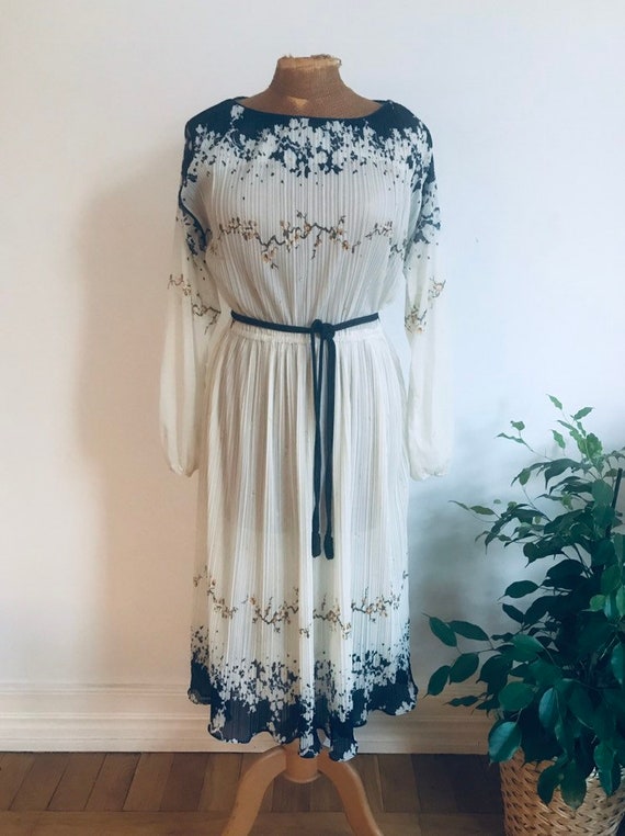 Vintage sheer leaf print dress main image 1