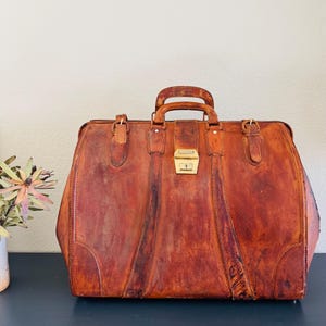 Vintage doctors bag / suitcase, leather, brown
