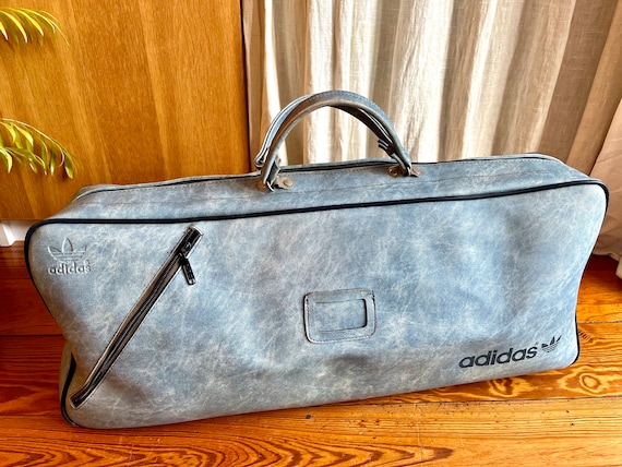 アディダス　バック　ヴィンテージ Vintage Adidas 70s Yellow Faux Leather Duffle Bag Gym Yugoslavia