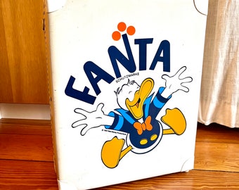 Vintage FANTA 80er-AKTENTASCHE, sehr seltener weißer Adidas-Deadstock-Sammler, Fotoshooting, Fotoshooting, Werbung für authentisches Original von Donald Duck