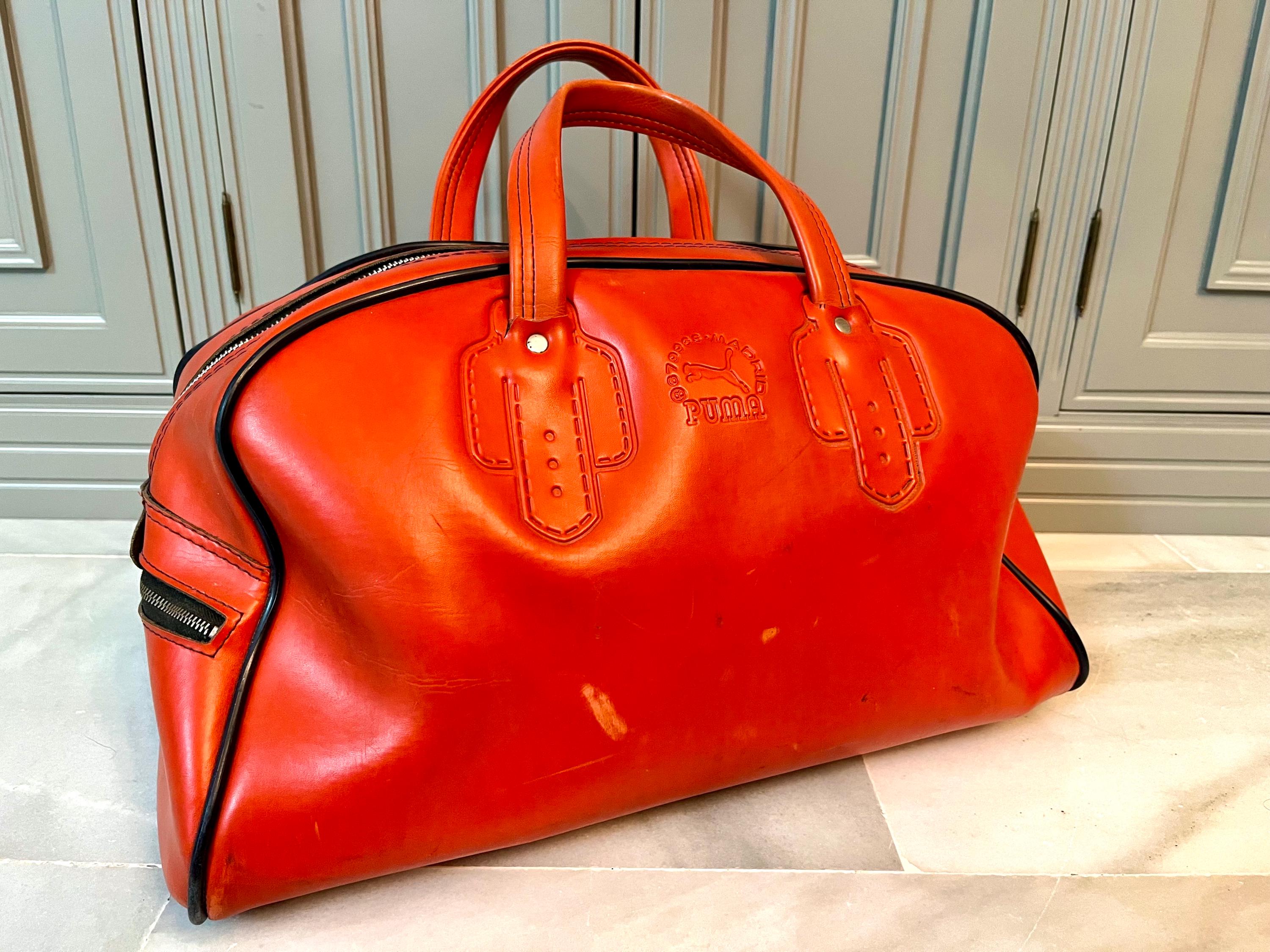 バッグ 90s Vintage Puma Leather Boston Bag PUMA LOGO P.V.C LEATHER BOSTON BAG（GOOD CONDITION） - 古着屋