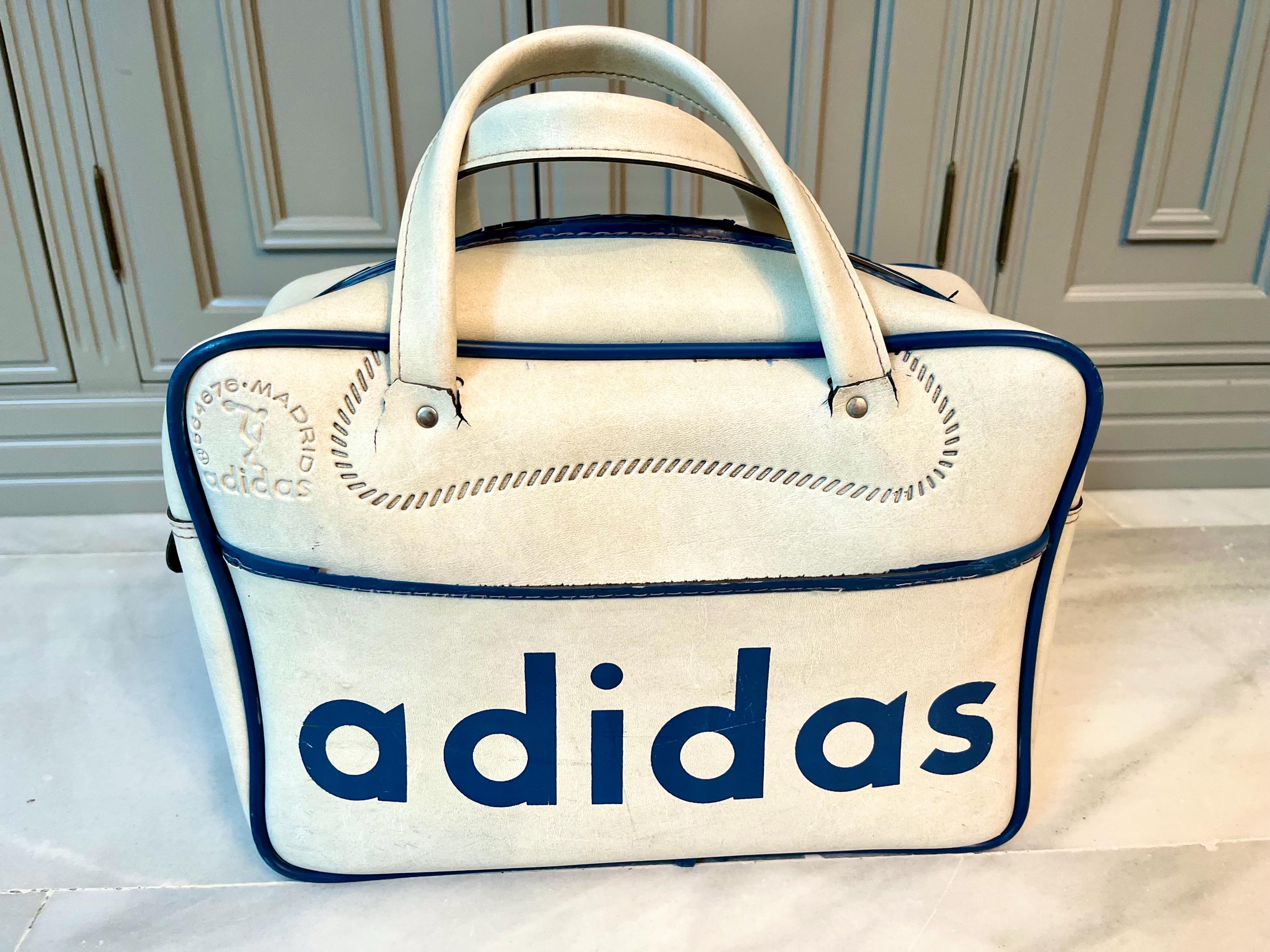 VERY RARE!! Adidas 60's Authentic Vintage Handbag Travel Gym Bag