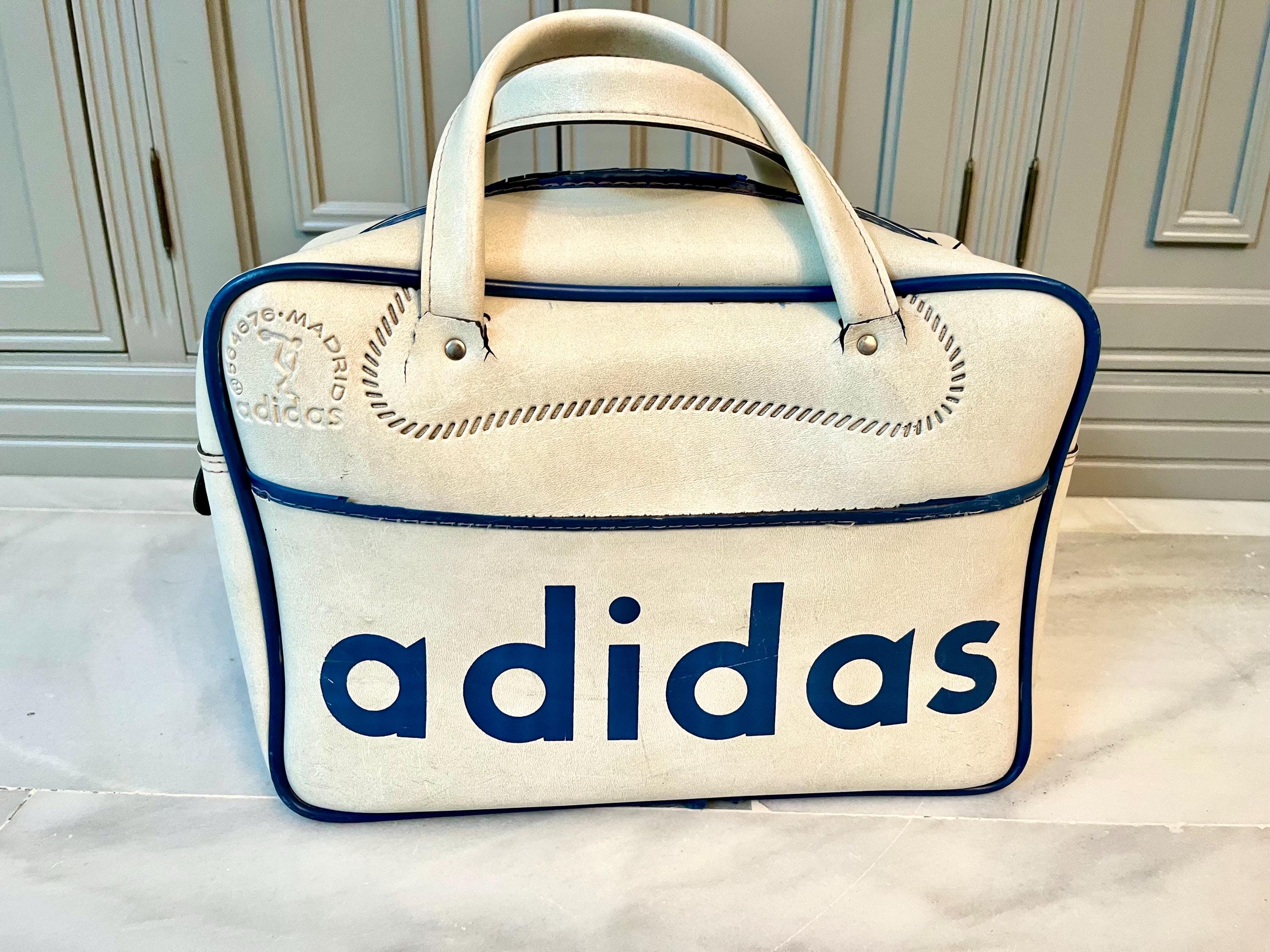 VERY RARE!! Adidas 60's Authentic Vintage Handbag Travel Gym Bag