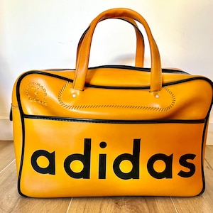 VERY RARE!! Adidas 60&#39;s Authentic Vintage Handbag travel gym bag Original unique exclusive piece deadstock retro mustard black 1960