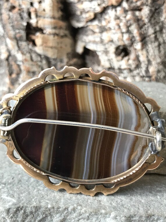 A Stunning Victorian/Edwardian Banded Agate Brooc… - image 4