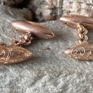 A Stunning Pair Of Classic English Gold Cufflinks    SKU7037