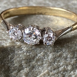 A Wonderful Trilogy Diamond Ring , A Classic Engagement Ring     SKU4960