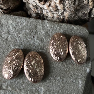 A Pair Of Wonderful Classic English Gold Cufflinks    SKU4772