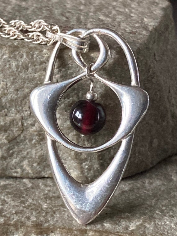 A Stylish Preloved Silver And Garnet Pendant And … - image 7