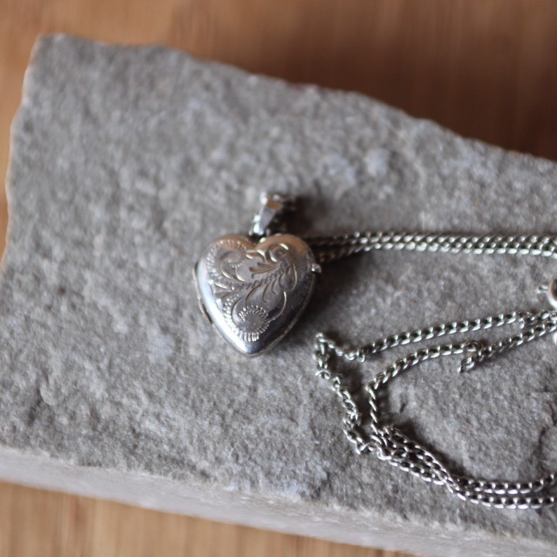 A Pretty Silver Heart Shaped Locket SKU