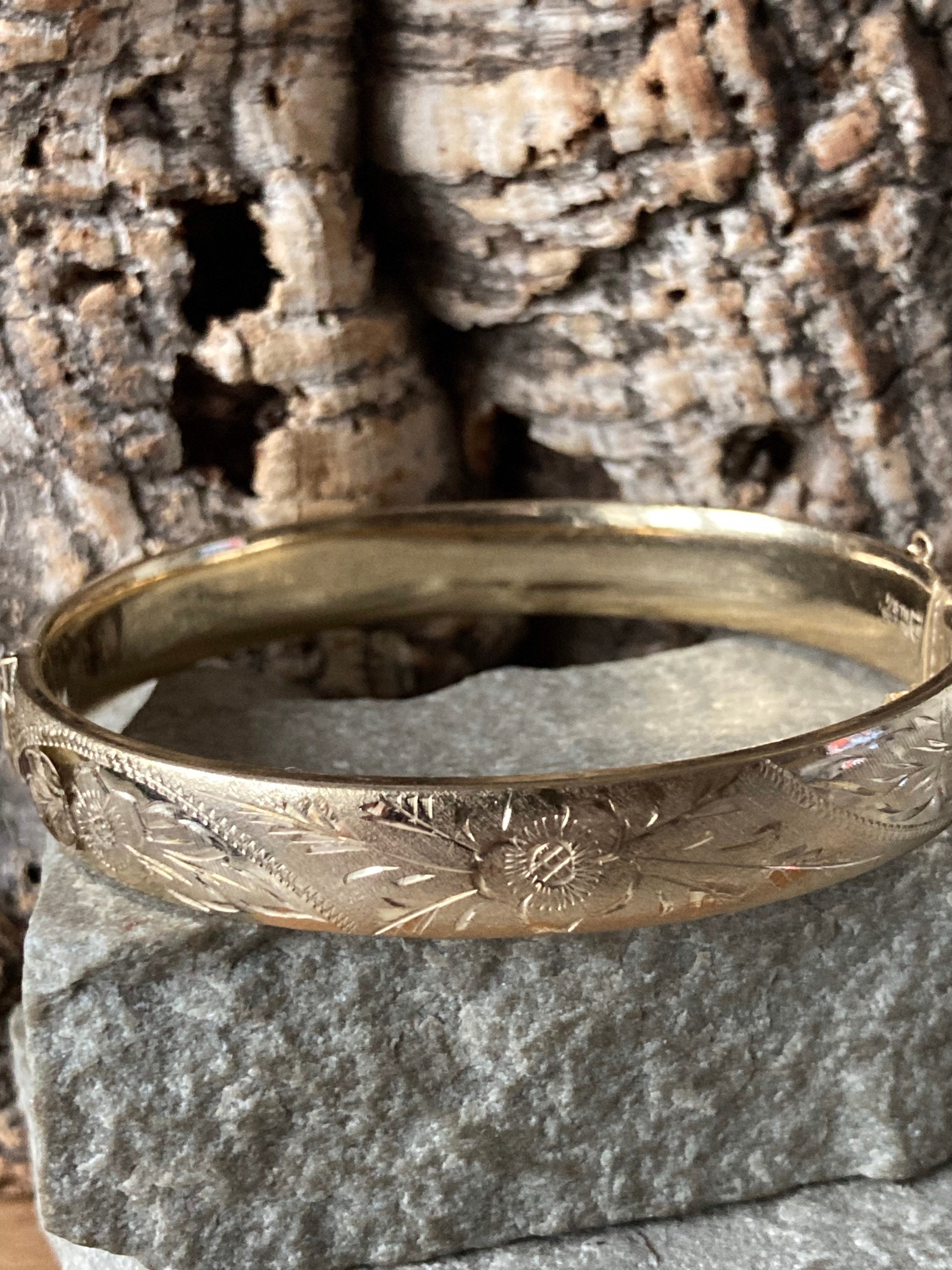 9 carat gold bangle for sale sale