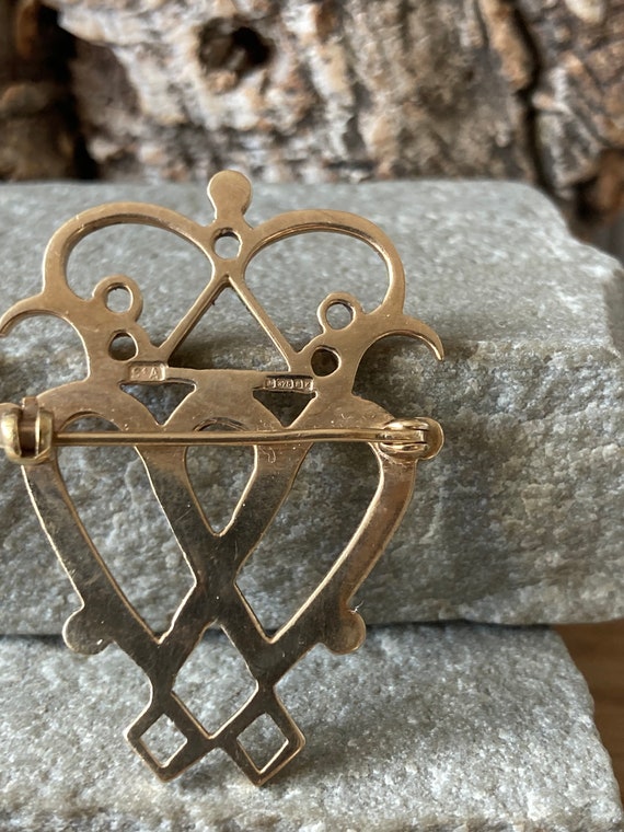 A Stunning 9ct Gold Luckenbooth Brooch SKU1288