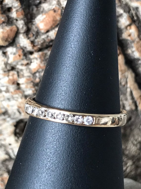 A Simple Slender Diamond Band Ring SKU2865