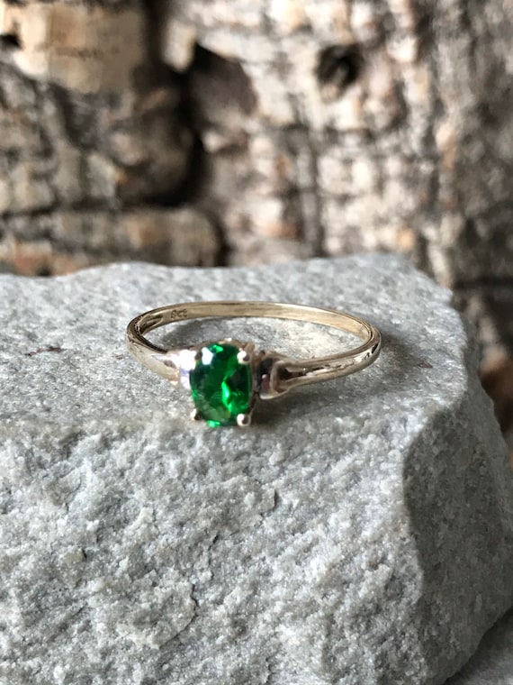 A Simple Solitaire Russian Diopside Ring SKU264