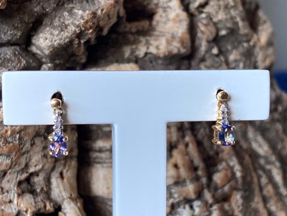 Pretty 18ct Gold Tanzanite And Diamond Drop Earri… - image 2