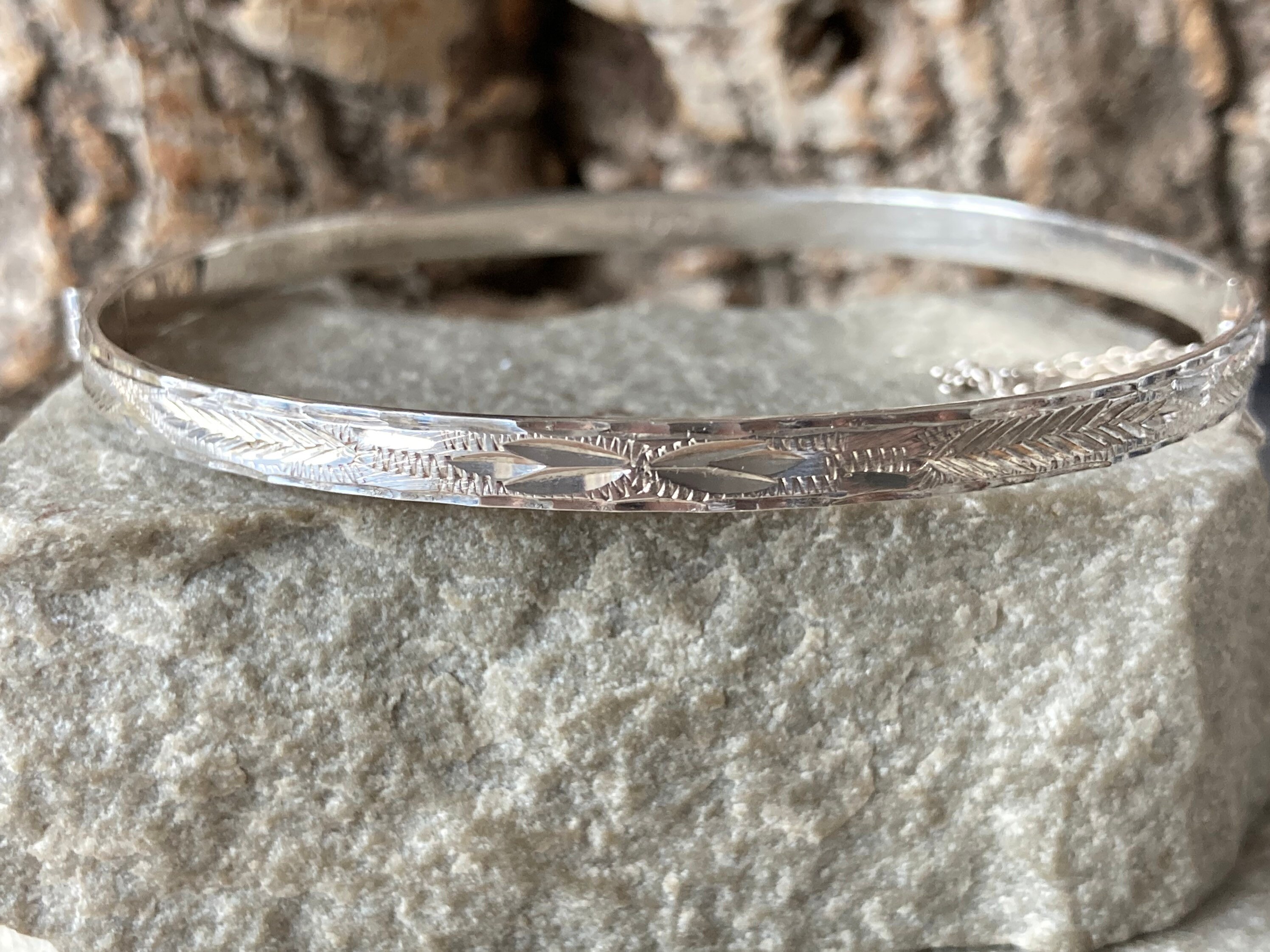 アクセサリー sunny side up Narrow Tangin Bangle 2012 on the sunny side of street オン ザ サニー サイド オブ
