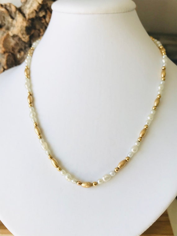 18ct gold sale pearl necklace